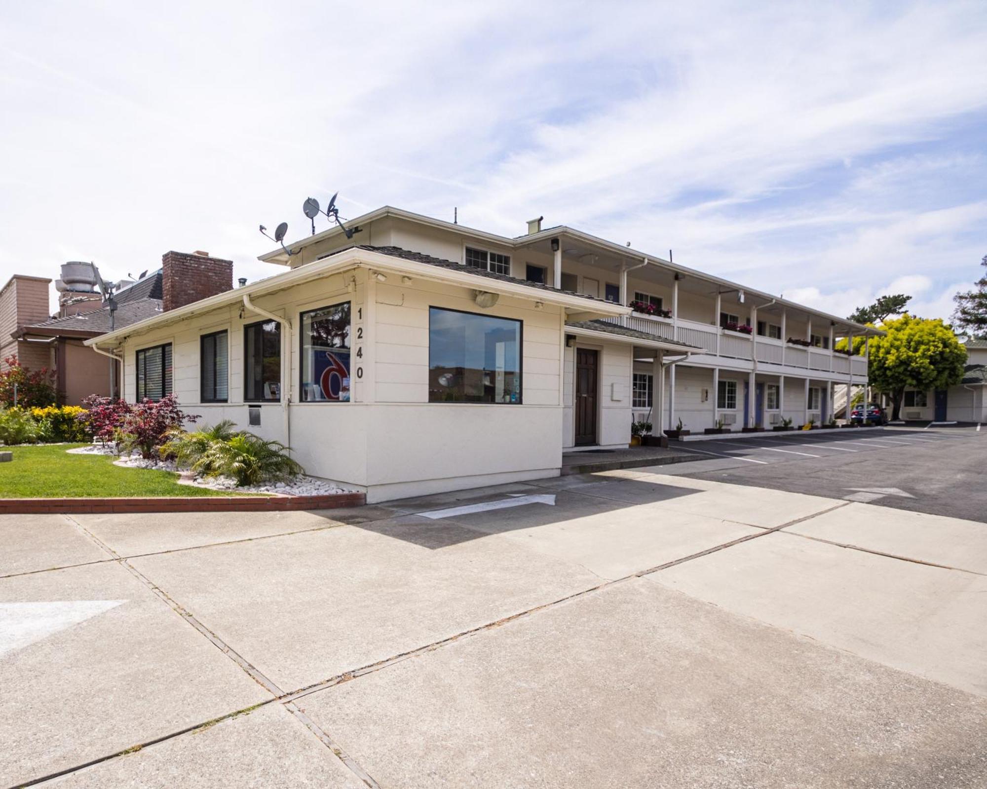 Fisherman'S Cove Inn Monterey Exterior foto
